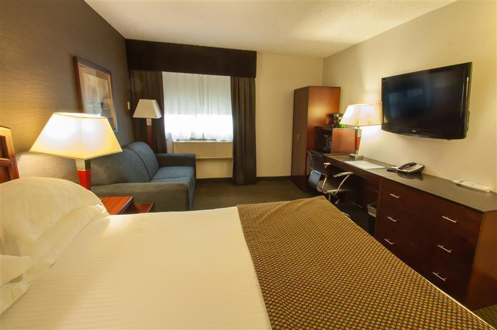 Best Western Airport Inn Калґарі Номер фото