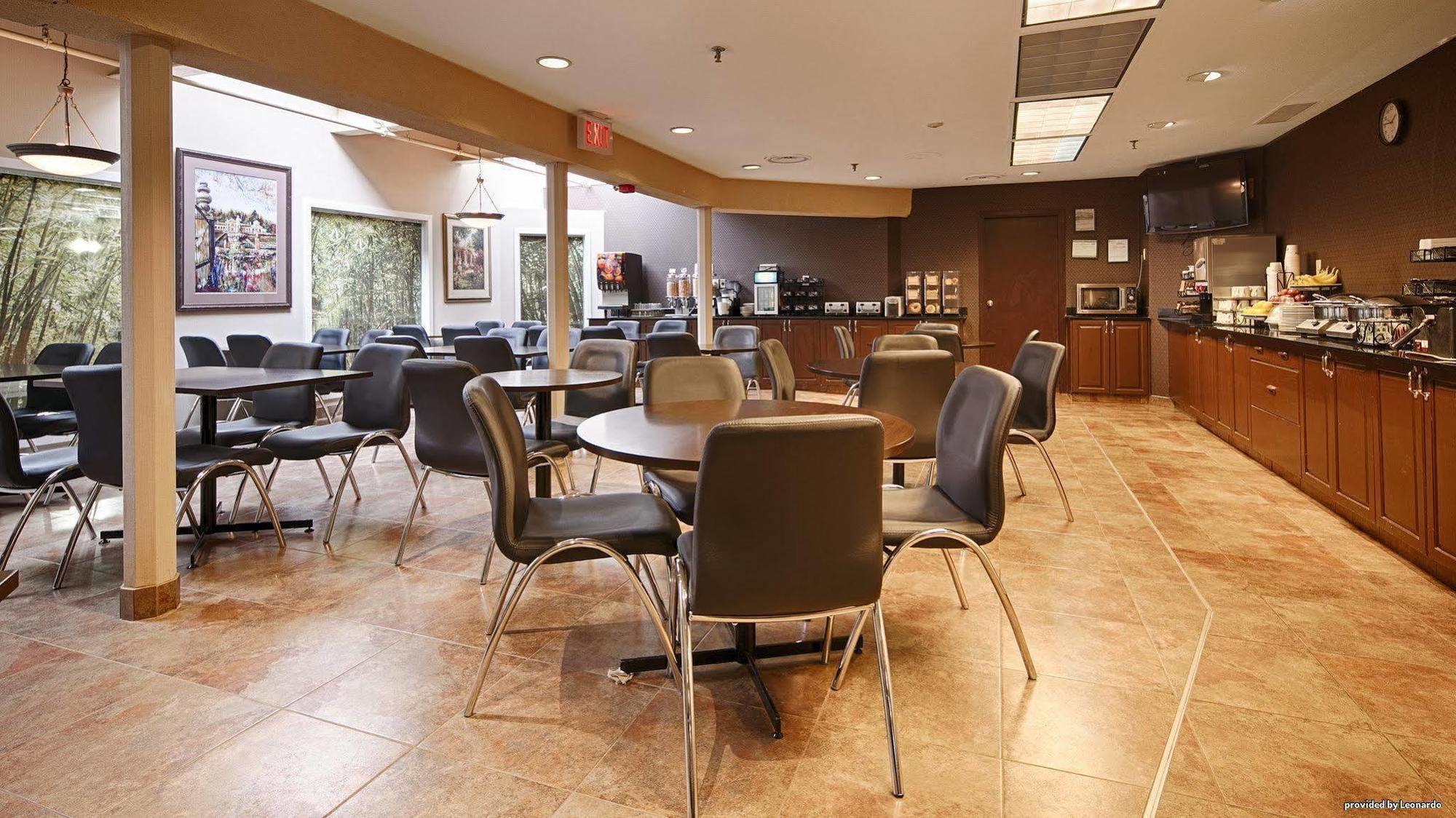 Best Western Airport Inn Калґарі Екстер'єр фото